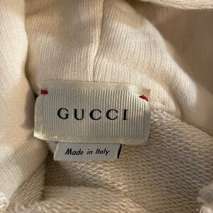 Gucci Sweater Brand New Wore Only 1 Time . Size 2-3
